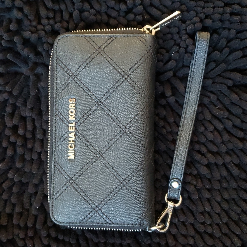 Michael Kors 👛
